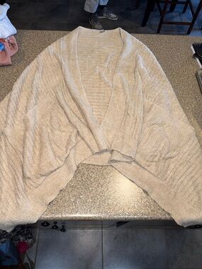 Barefoot Dreams Cream Open-Front Draped Cardigan shawl